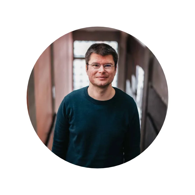 Tomáš Klinka_kulatá